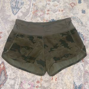 Lululemon speed up short